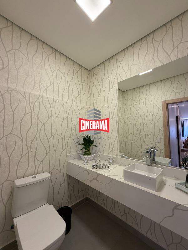 Casa à venda em Cerâmica, São Caetano do Sul - Cinerama Imóveis: 