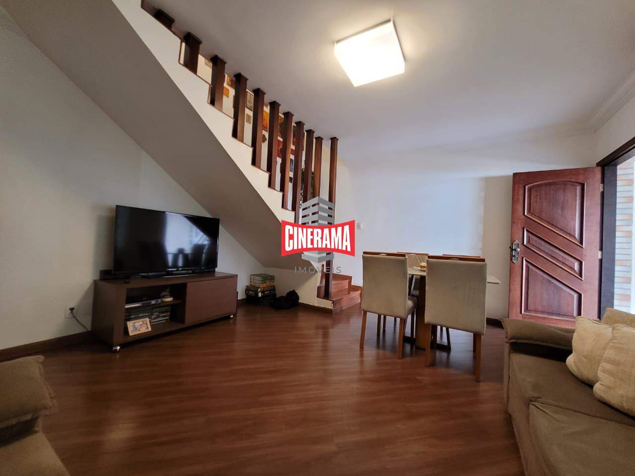 Sobrado à venda no Nova Gerty: 