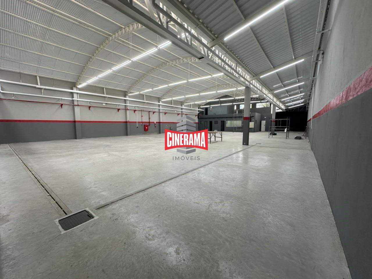 Galpão para aluguel em Santa Maria, São Caetano do Sul - Cinerama Imóveis: 