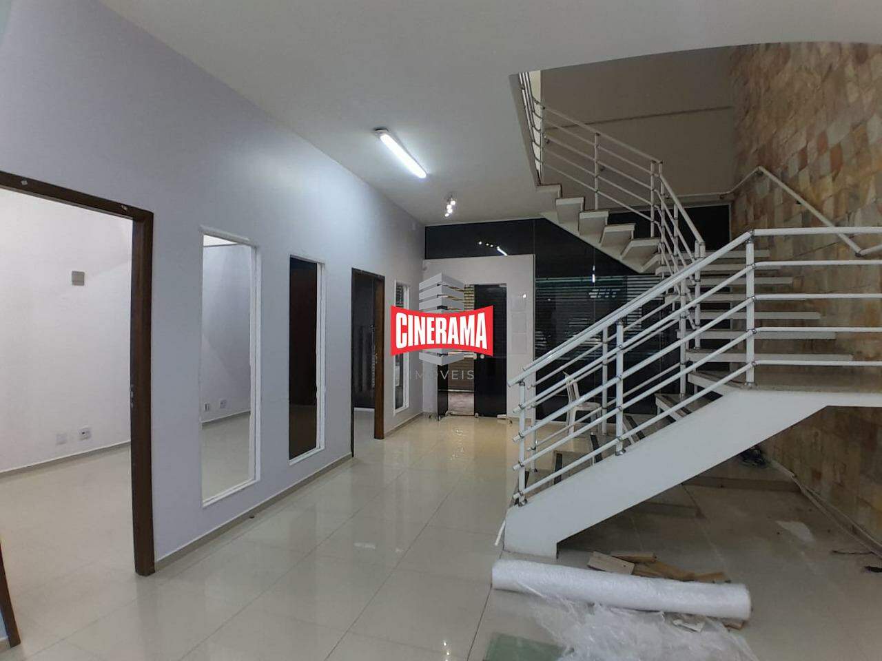 Salão para aluguel no Santa Paula: 