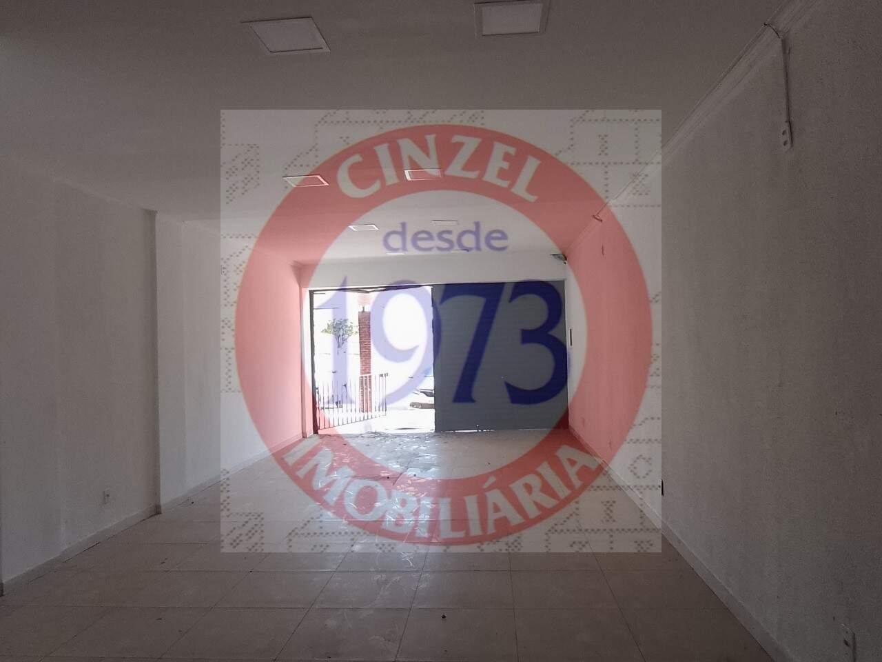 Loja à venda no TAGUATINGA NORTE -: Foto 01