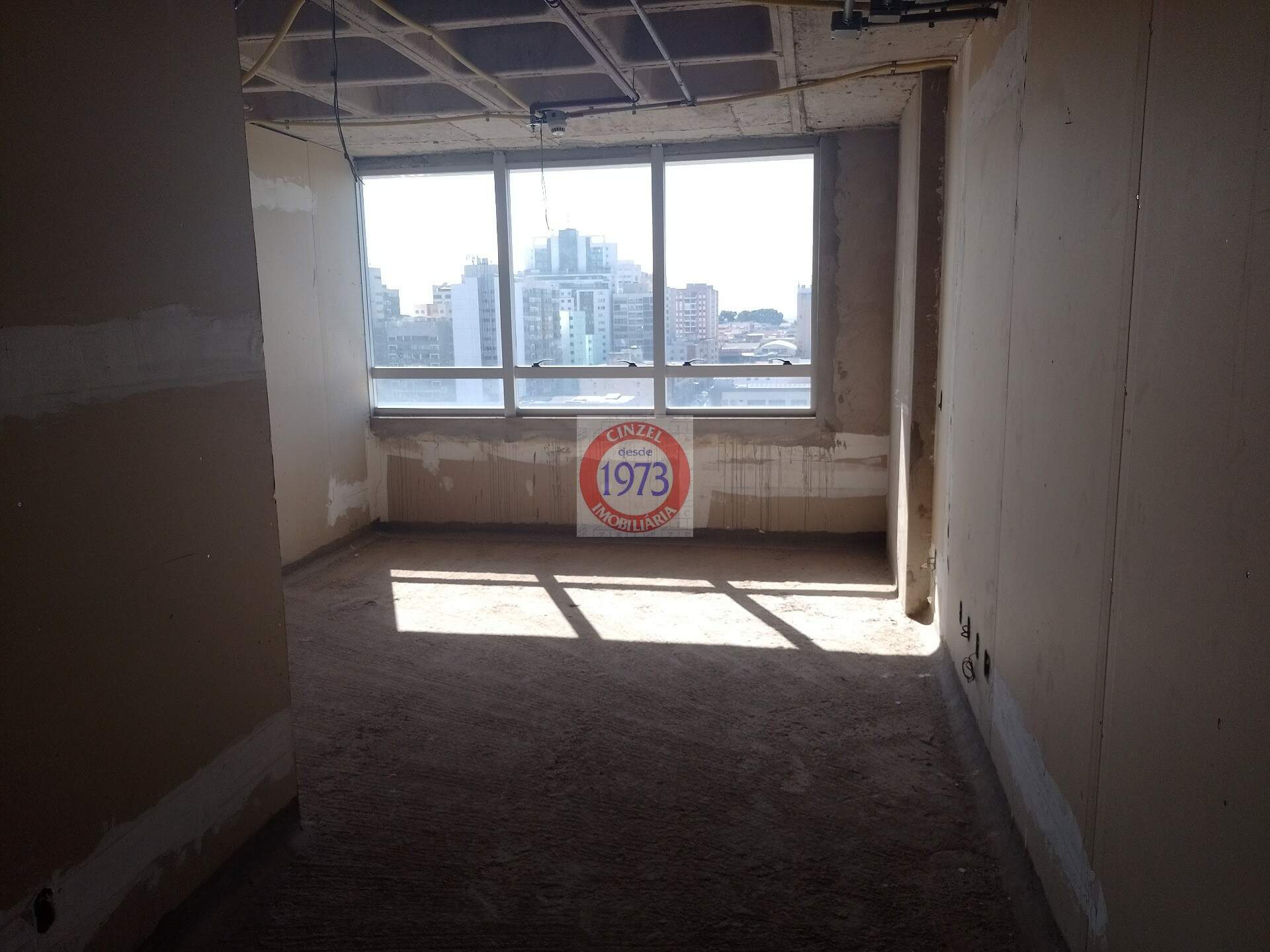 Sala à venda no TAGUATINGA NORTE (TAGUATINGA): Foto 02