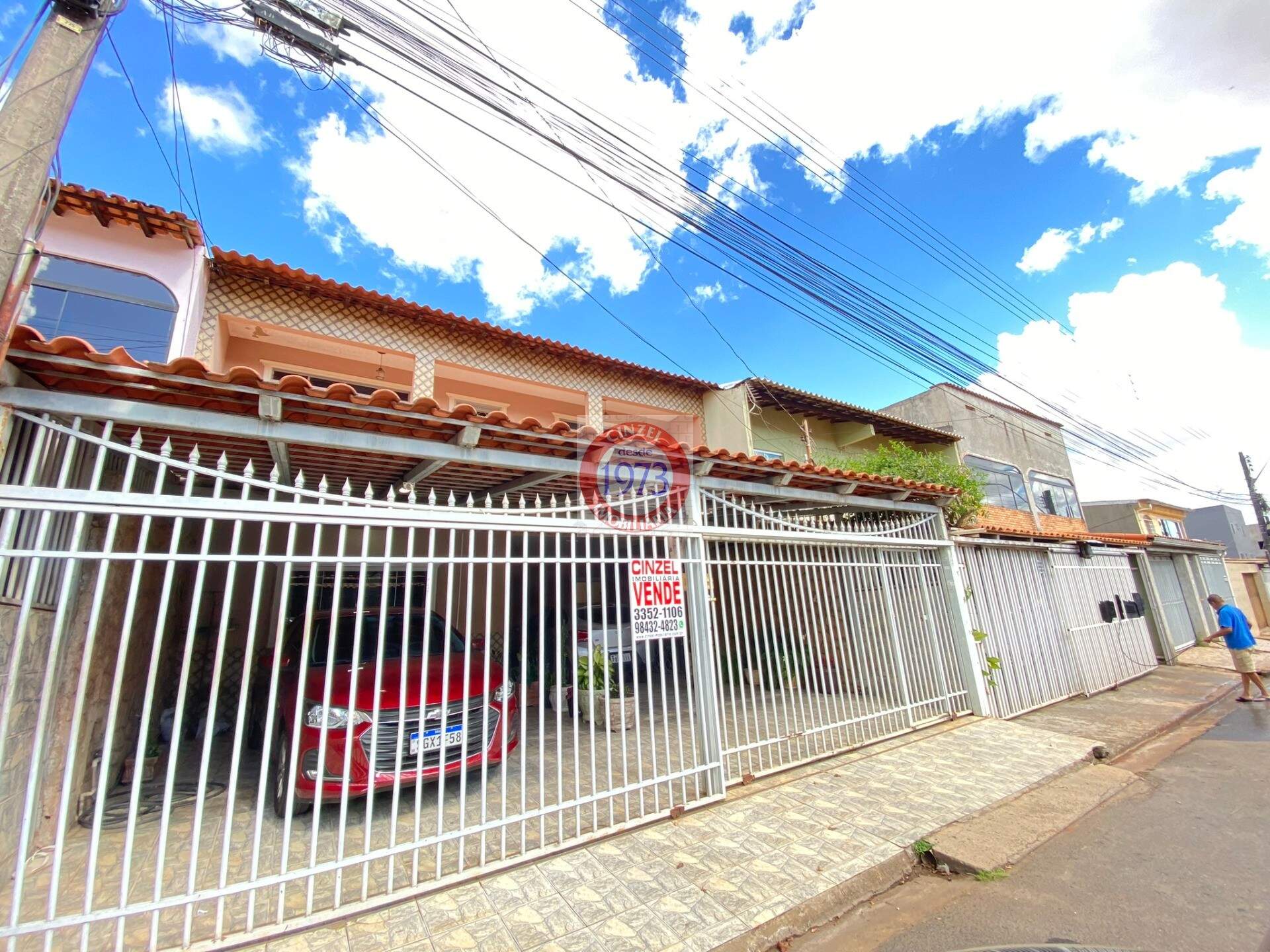 Casa à venda no RIACHO FUNDO I: Foto 01