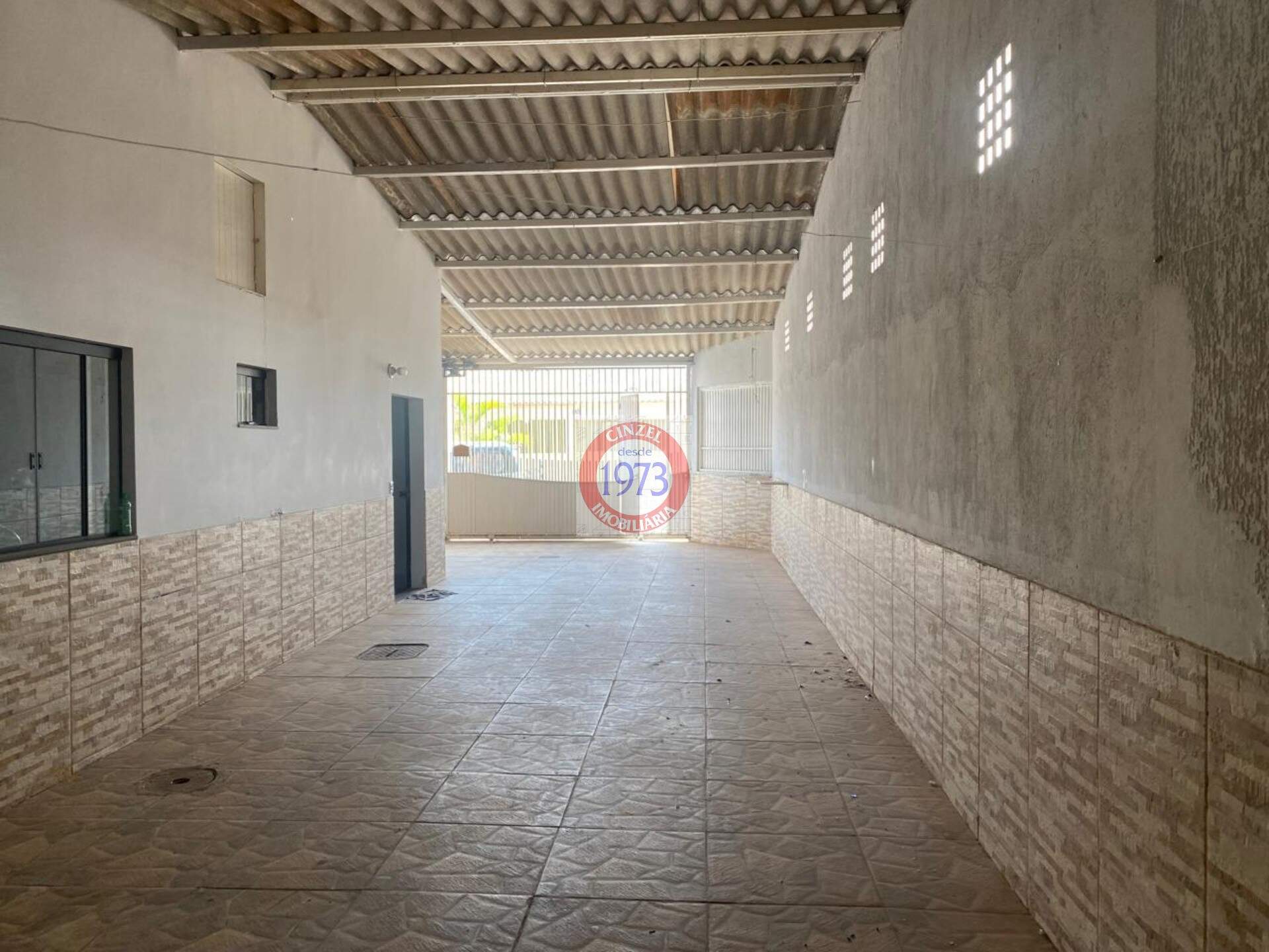 Casa à venda no RECANTO DAS EMAS: Foto 02