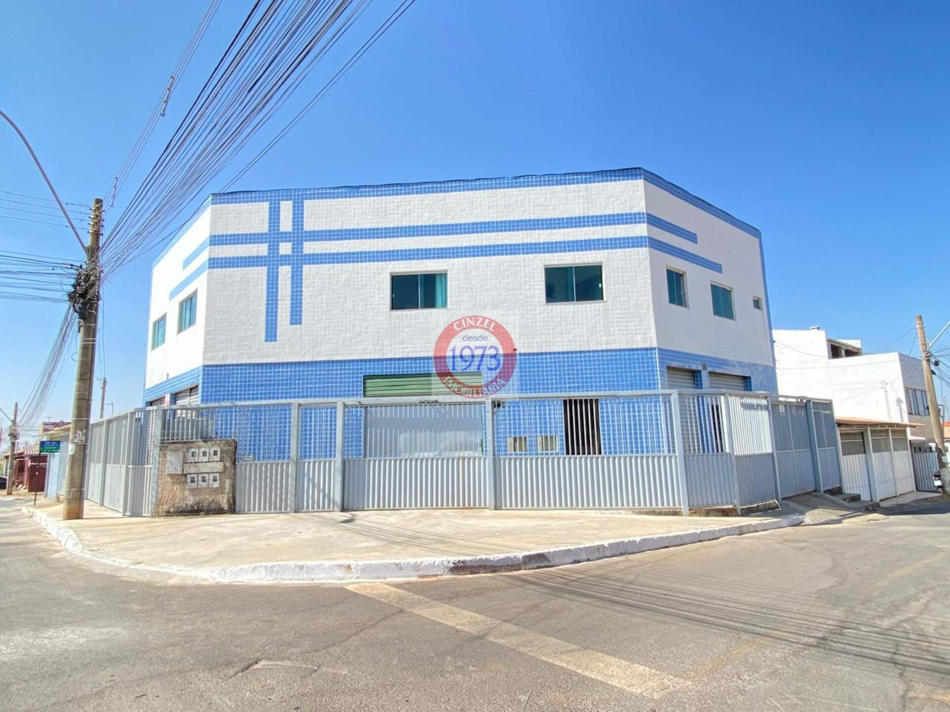 Prédio à venda no SAMAMBAIA SUL (SAMAMBAIA): Foto 01