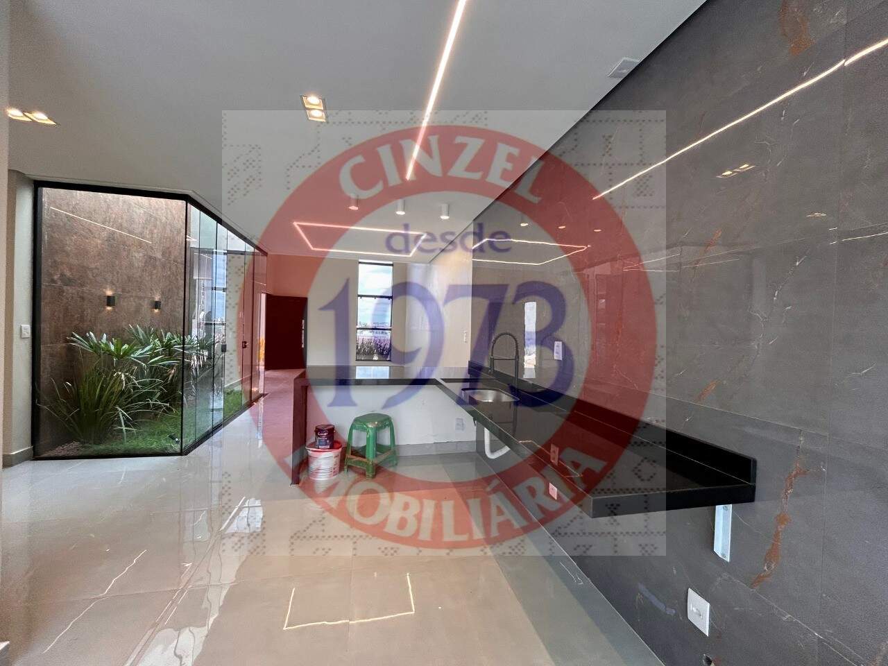 Casa à venda no SETOR HABITACIONAL ARNIQUEIRA (ÁGUAS CLARAS): Foto 04