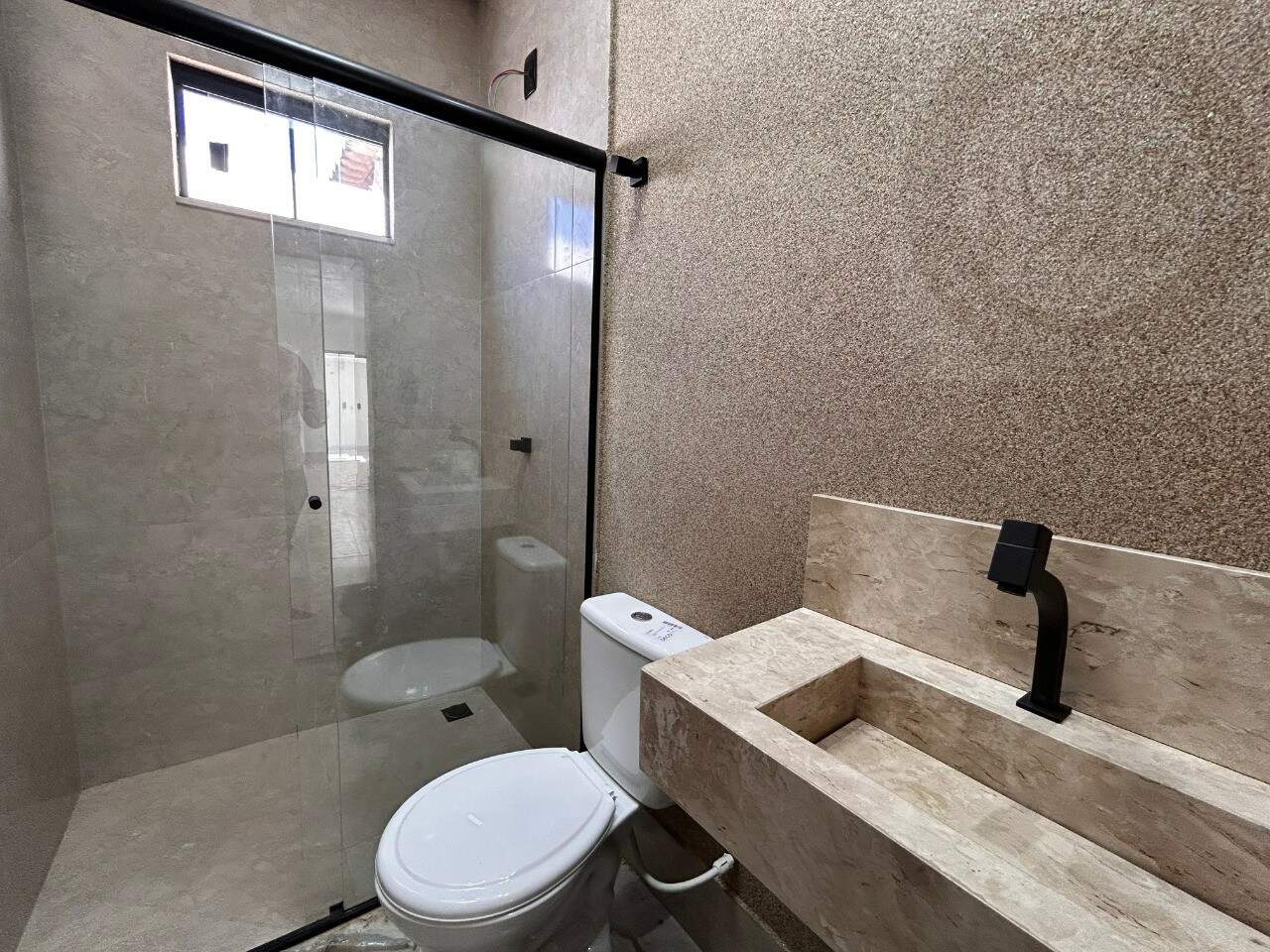 Casa à venda no SETOR HABITACIONAL SAMAMBAIA (VICENTE PIRES): Foto 07