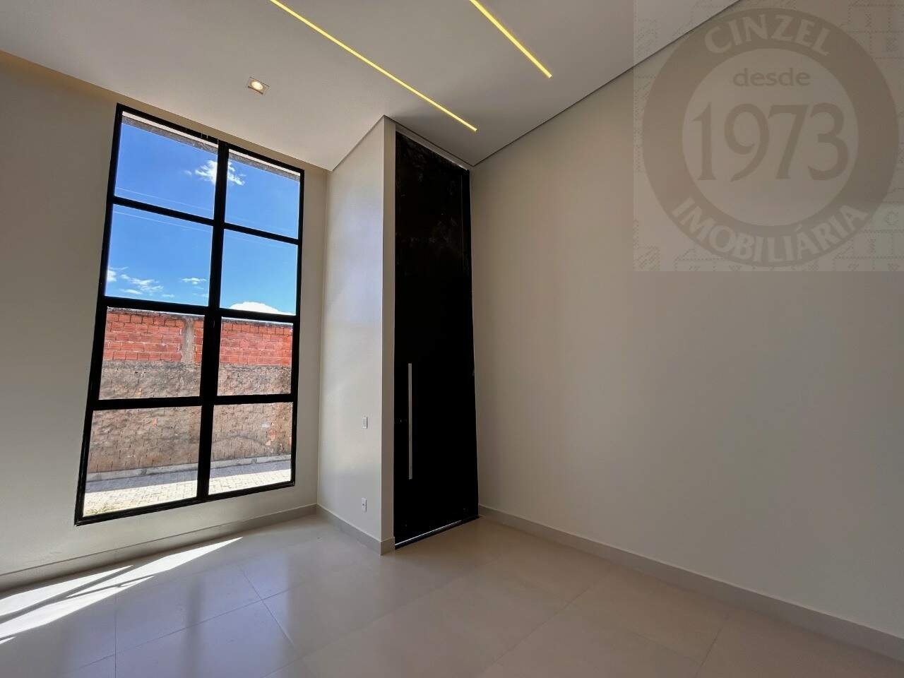 Casa à venda no SETOR HABITACIONAL SAMAMBAIA (VICENTE PIRES): Foto 04