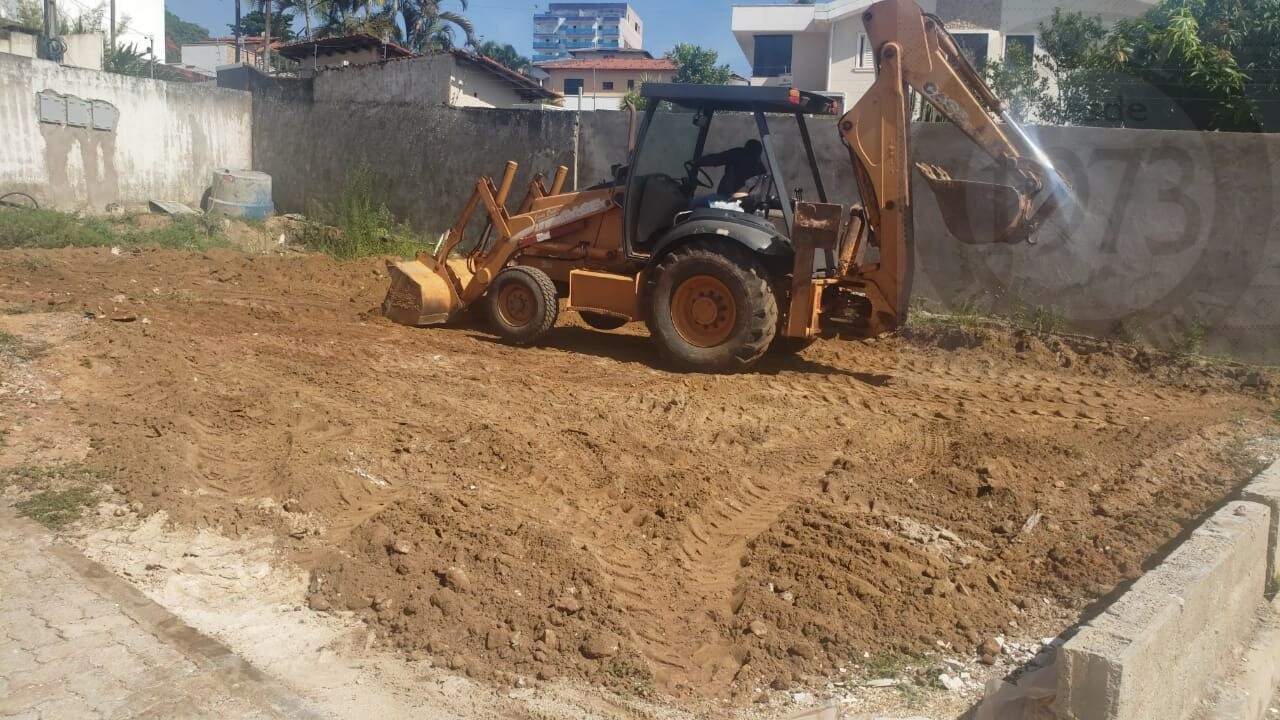 Terreno à venda no SETOR HABITACIONAL SAMAMBAIA (VICENTE PIRES): Foto 02