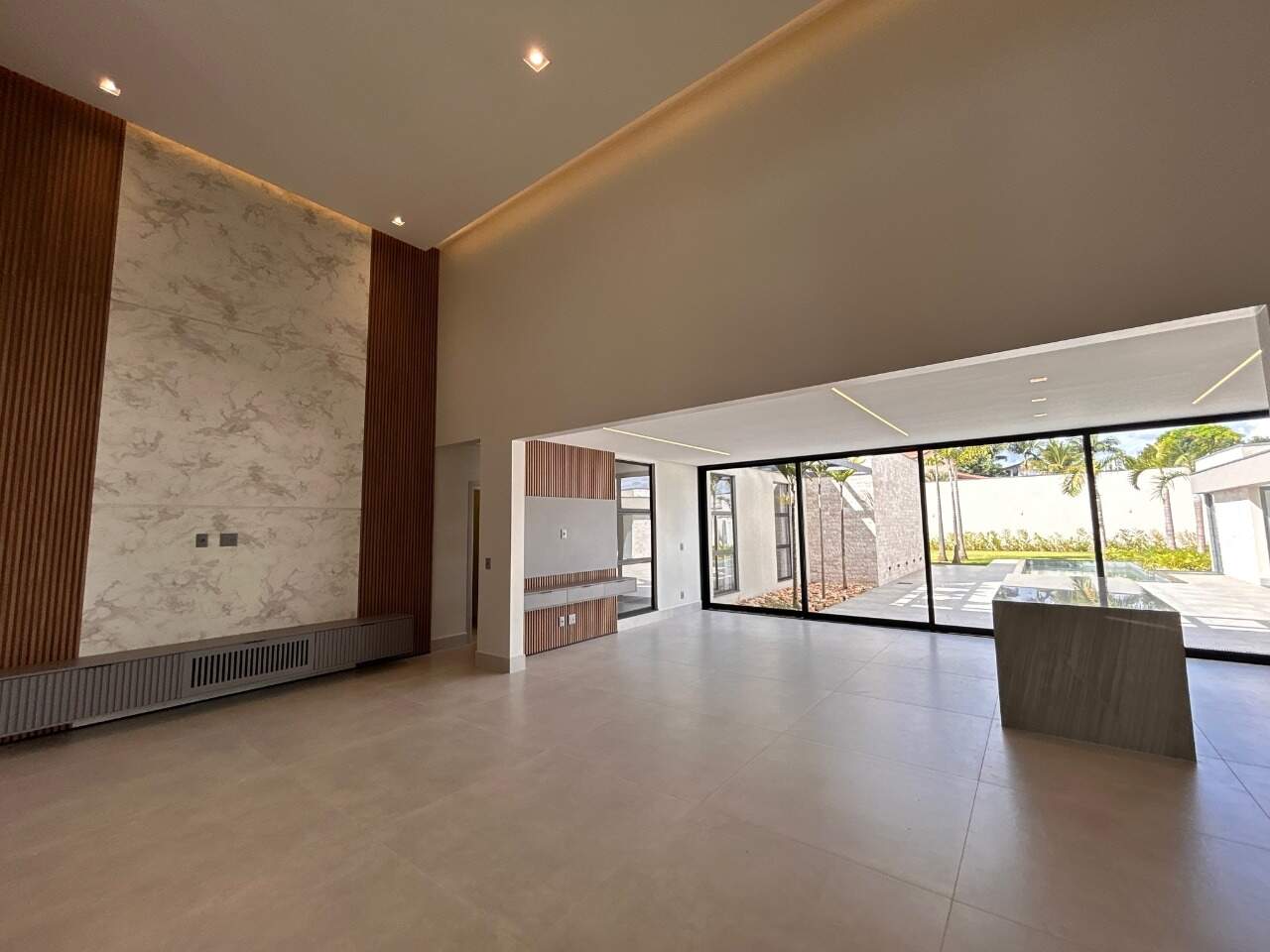 Casa à venda no Setor Habitacional Arniqueira (Águas Claras): Foto 03