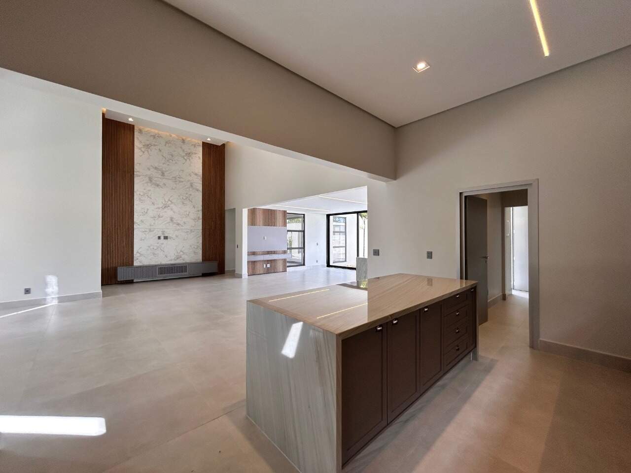 Casa à venda no Setor Habitacional Arniqueira (Águas Claras): Foto 04