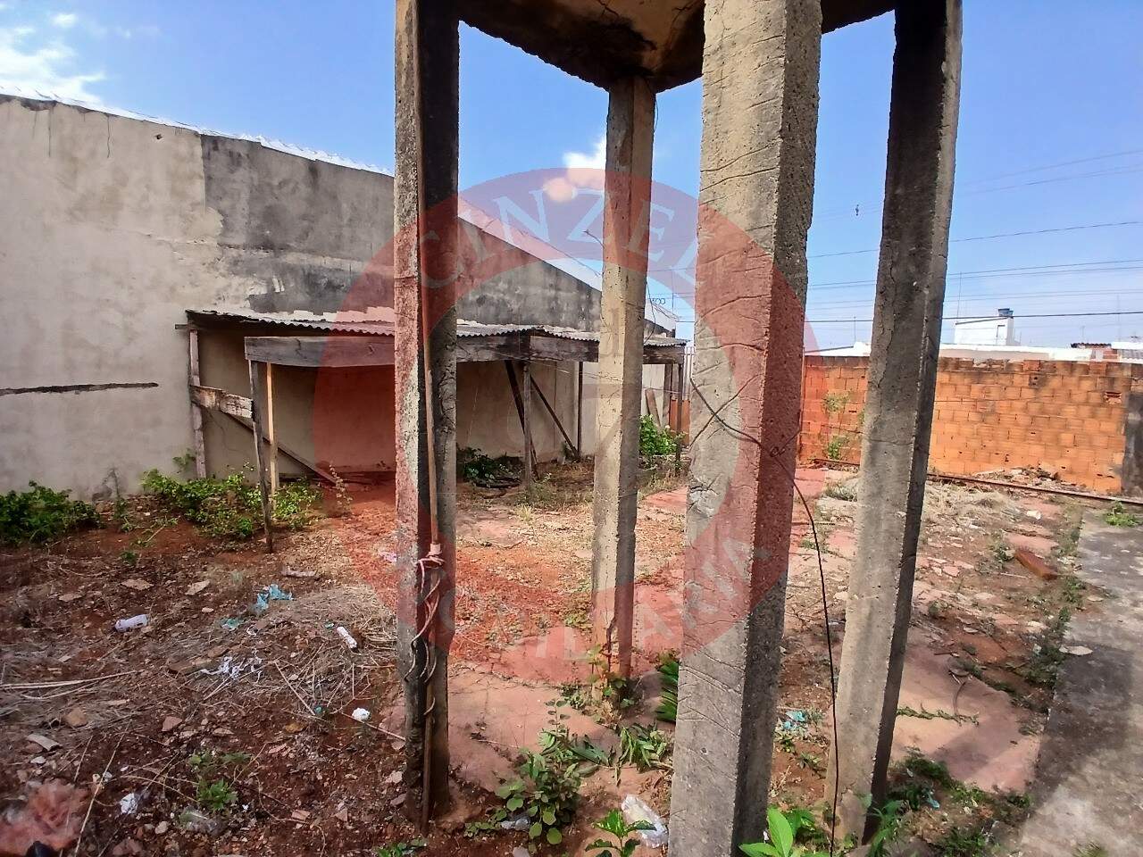 Terreno à venda no CEILÂNDIA NORTE (CEILÂNDIA): Foto 01