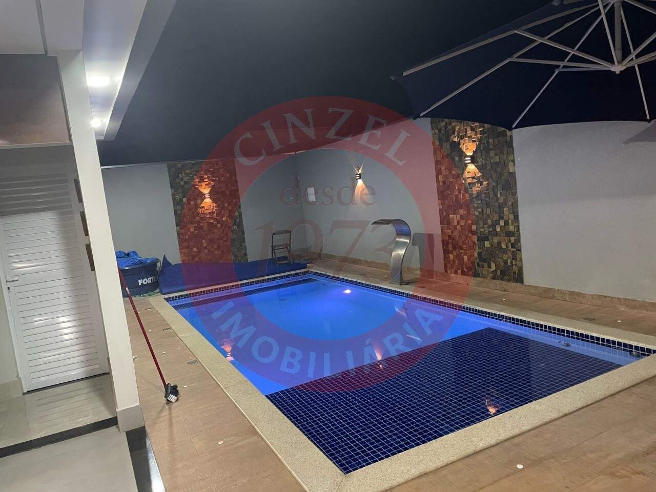 Casa à venda no SETOR HABITACIONAL ARNIQUEIRA (ÁGUAS CLARAS): Foto 04