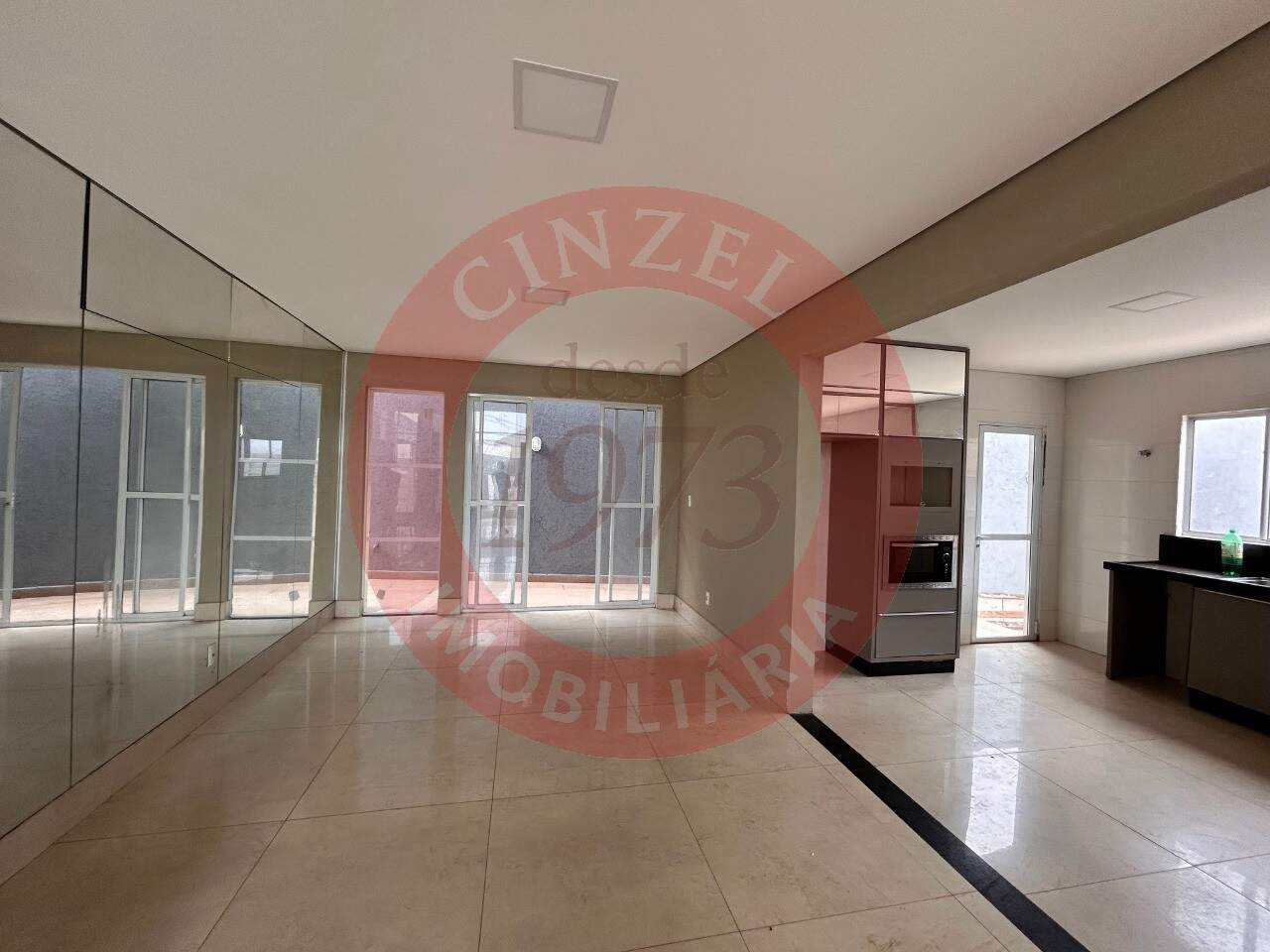 Casa à venda no SETOR HABITACIONAL SAMAMBAIA (VICENTE PIRES): Foto 02