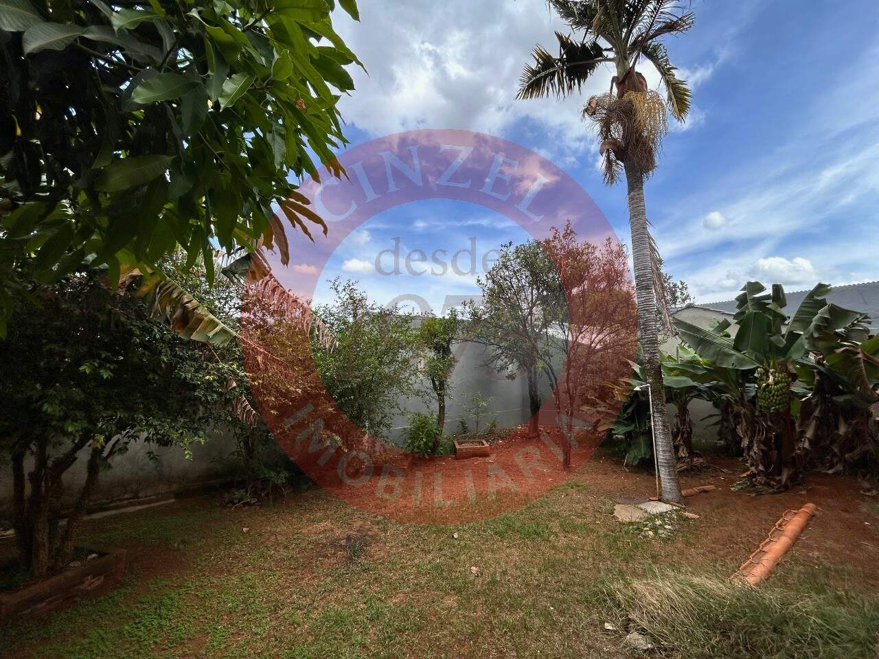 Casa à venda no SETOR HABITACIONAL SAMAMBAIA (VICENTE PIRES): Foto 01