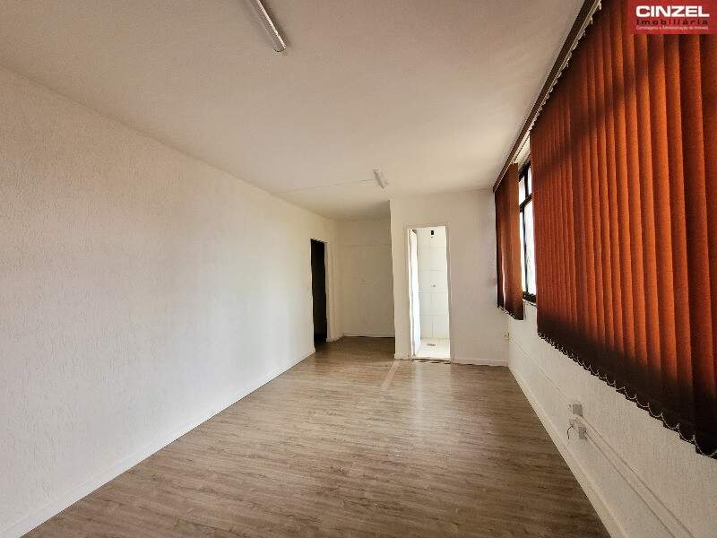 Sala para aluguel no TAGUATINGA CENTRO - C 12 AE E SALA 324 ED. CONJUNTO NACIONAL: Foto 04