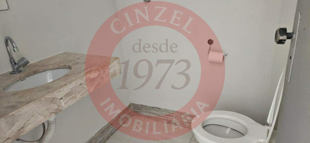 Loja para aluguel no TAGUATINGA NORTE - QNM 36 CJ K LT 22 LOJA 2: Foto 01