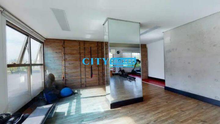 Apartamento à venda com 2 quartos, 70m² - Foto 36