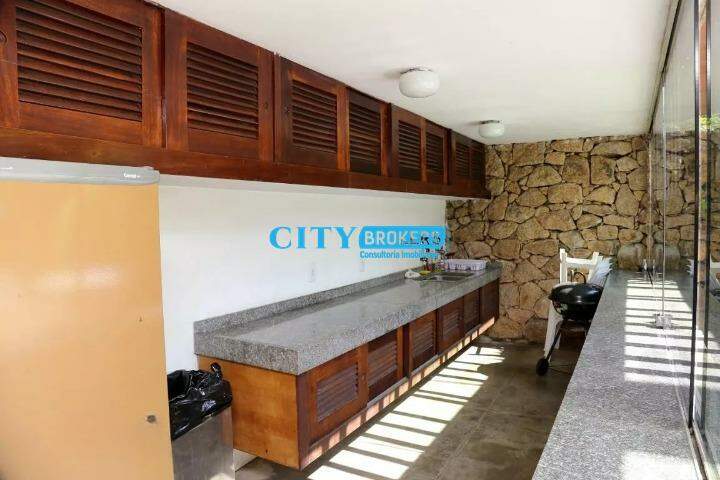 Apartamento à venda com 4 quartos, 300m² - Foto 37