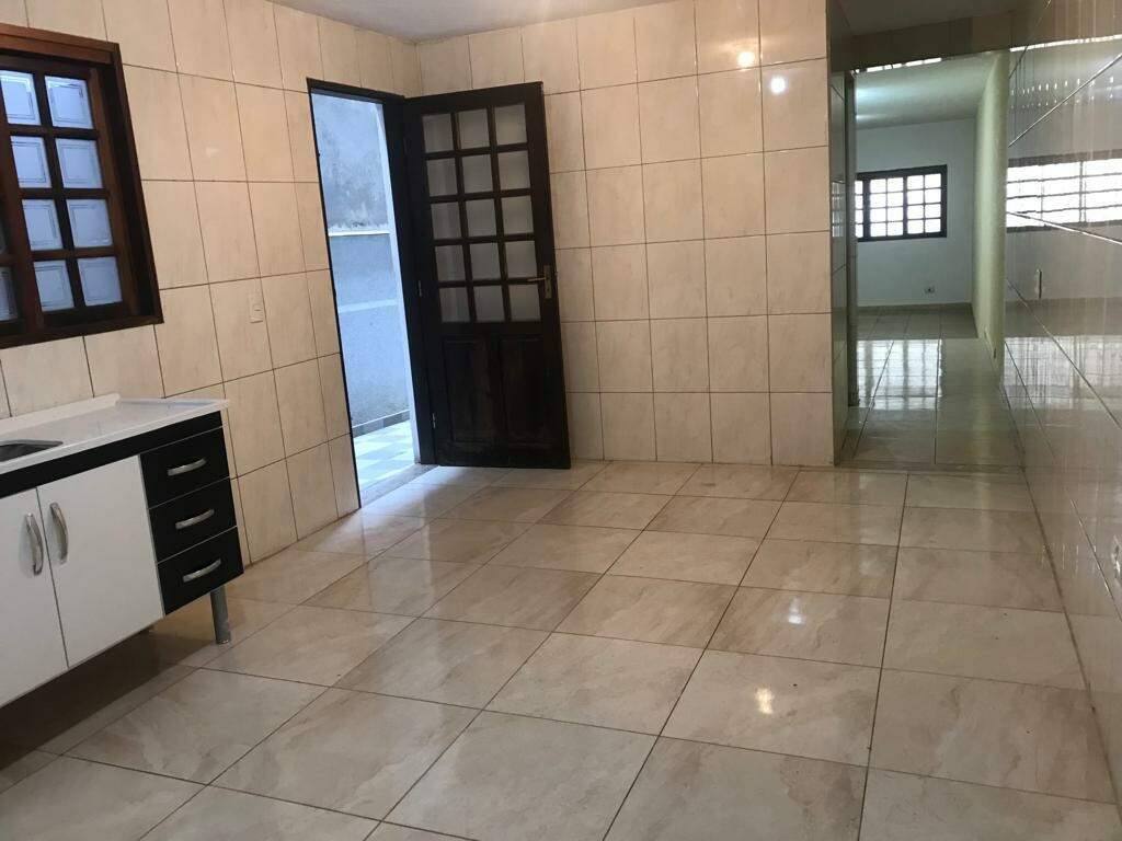 Casa à venda com 1 quarto, 130m² - Foto 1