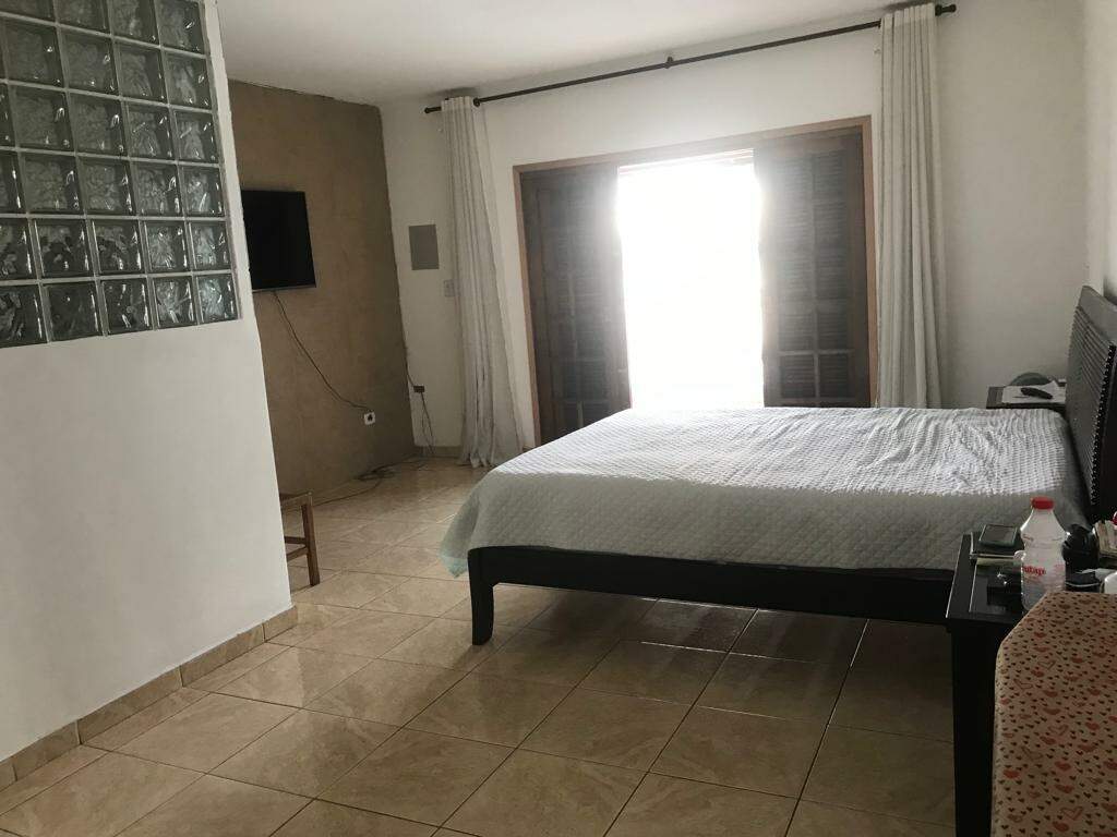 Casa à venda com 1 quarto, 130m² - Foto 16