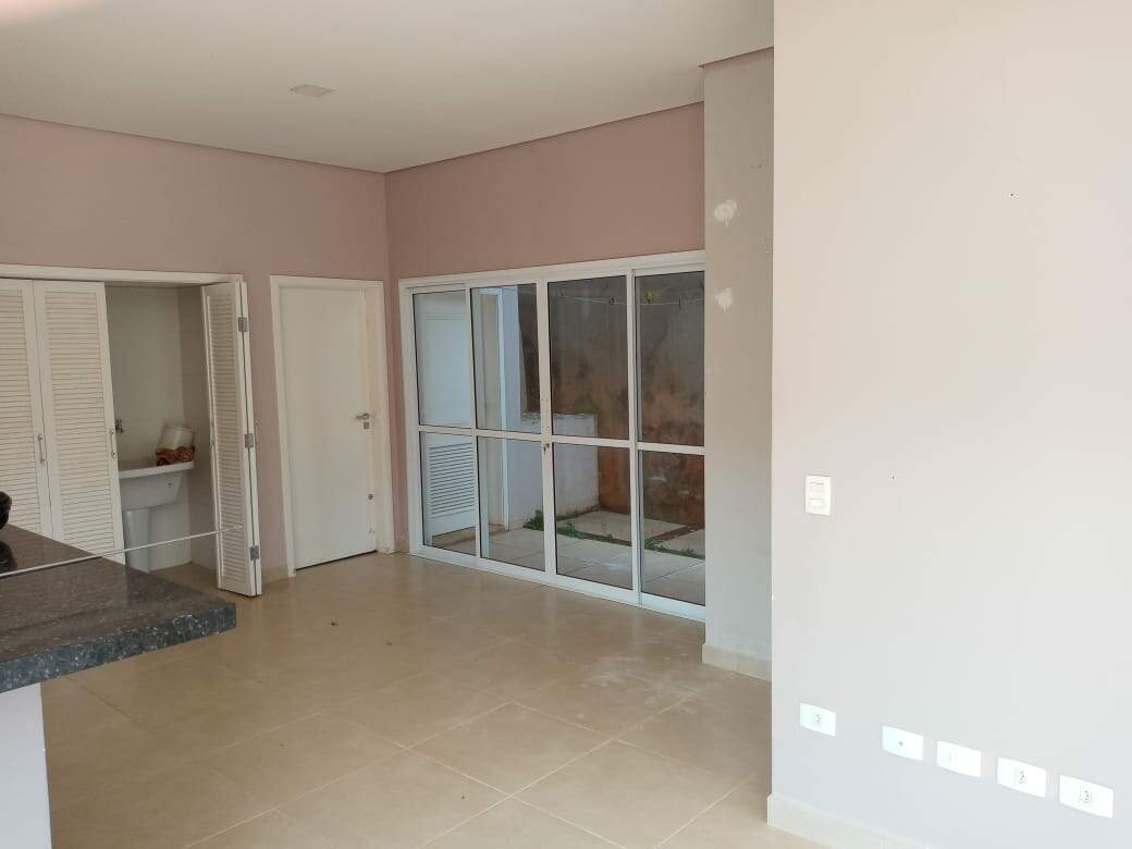 Sobrado à venda com 5 quartos, 300m² - Foto 9