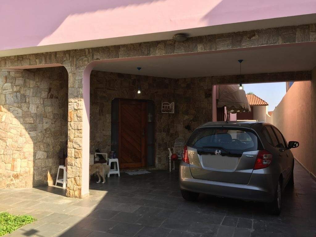 Casa à venda com 3 quartos, 380m² - Foto 5