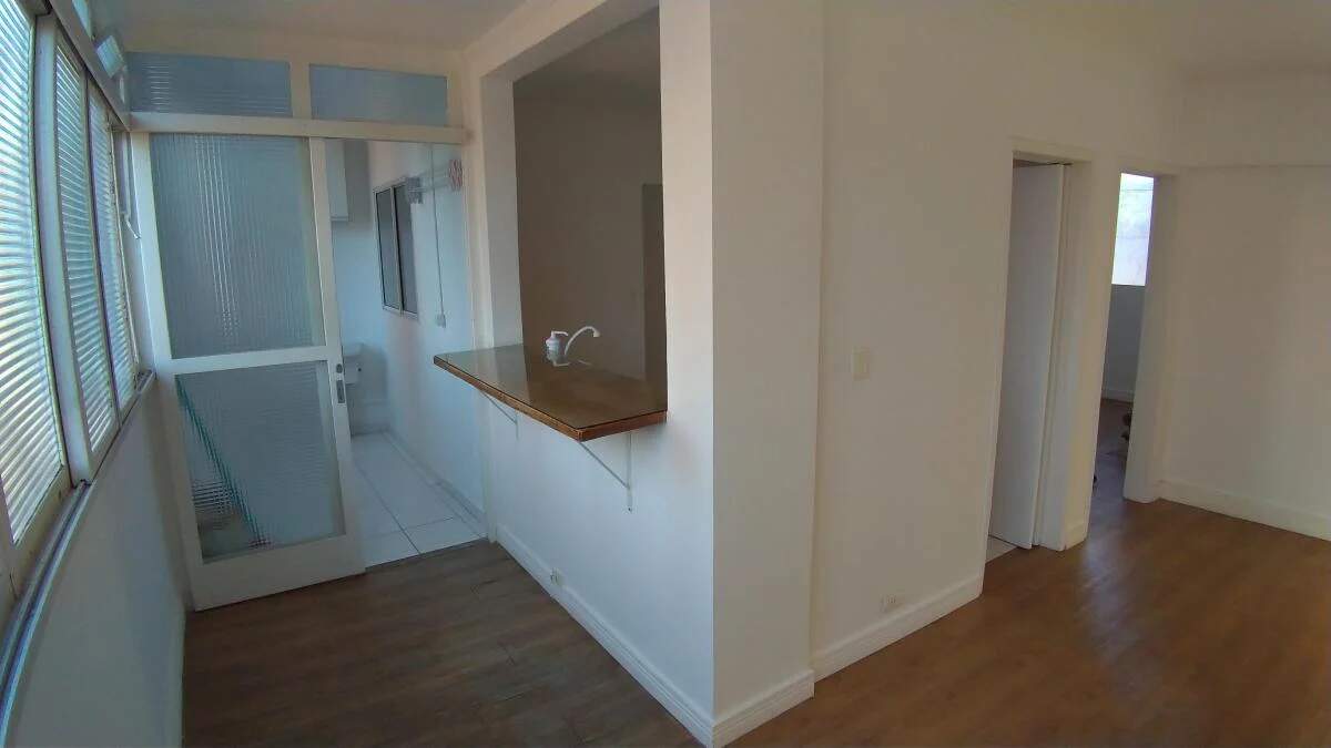 Apartamento à venda com 1 quarto, 53m² - Foto 2