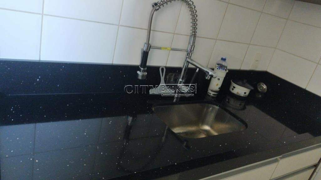 Apartamento à venda com 3 quartos, 86m² - Foto 12