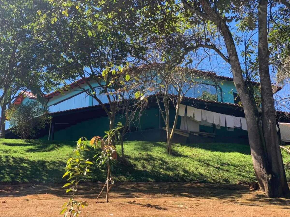 Fazenda à venda com 5 quartos, 10000m² - Foto 15