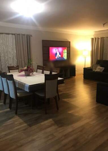 Casa à venda com 3 quartos, 300m² - Foto 3