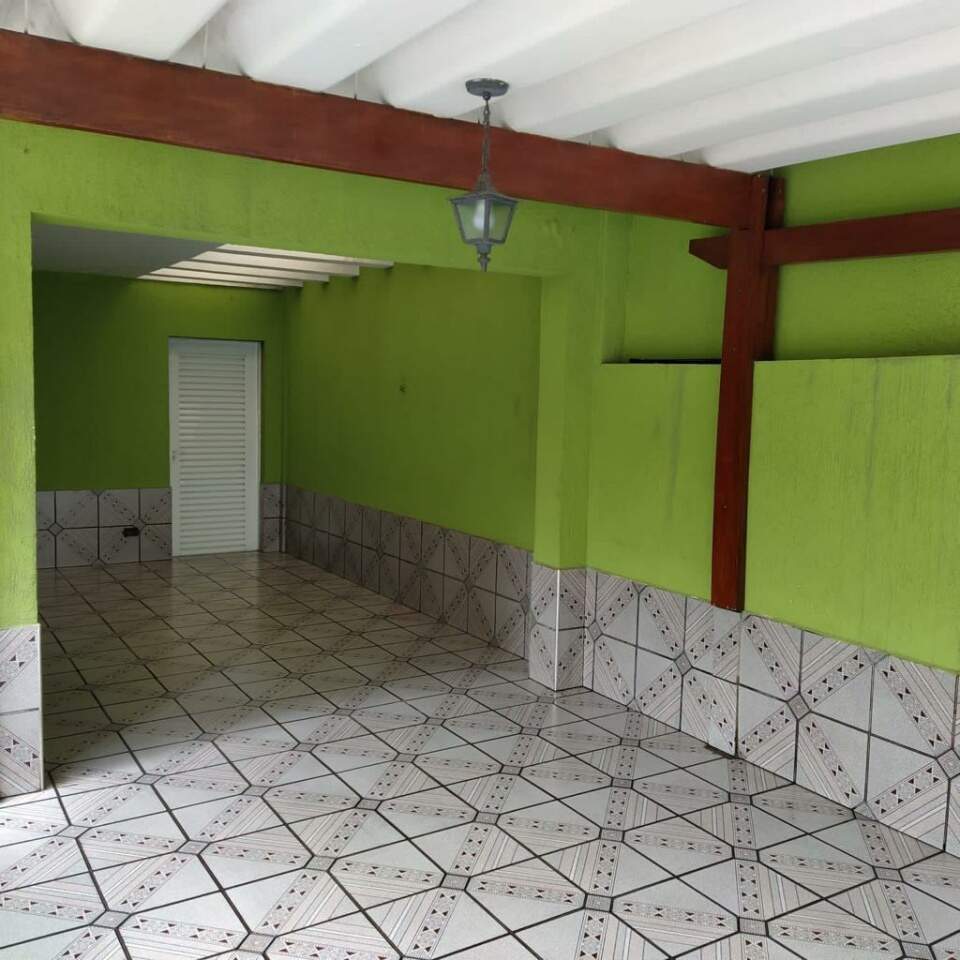 Casa à venda com 3 quartos, 172m² - Foto 1