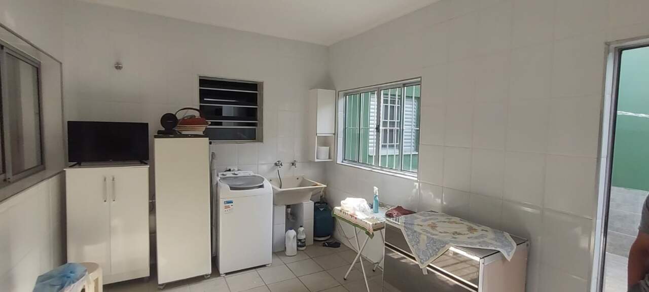 Casa à venda com 2 quartos, 155m² - Foto 11