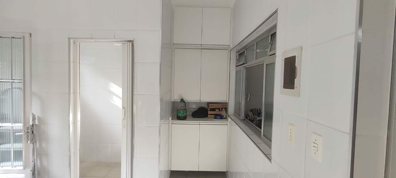 Casa à venda com 2 quartos, 155m² - Foto 17