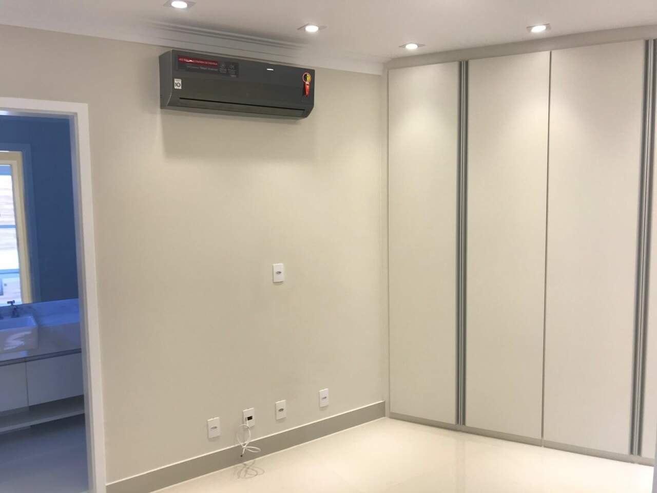 Apartamento à venda com 4 quartos, 256m² - Foto 17