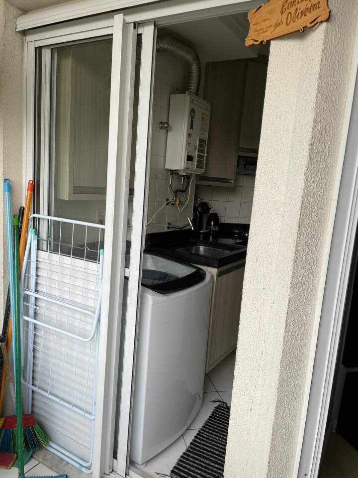 Apartamento à venda com 2 quartos, 55m² - Foto 17