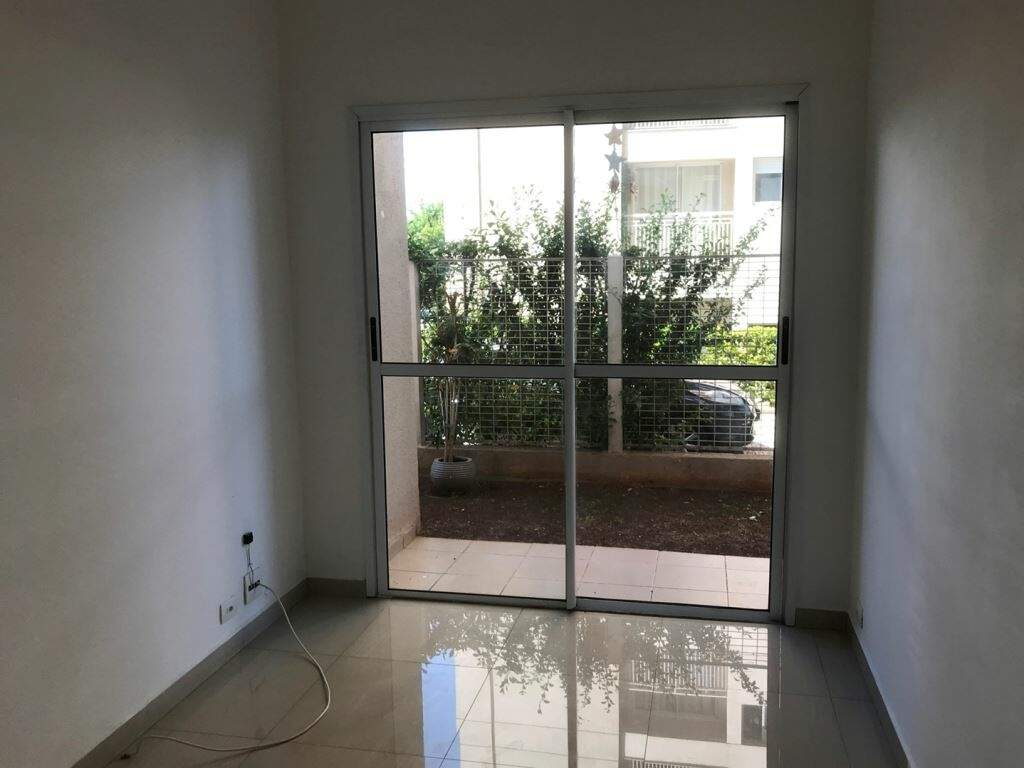 Apartamento à venda com 2 quartos, 71m² - Foto 2