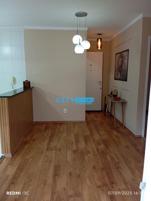 Apartamento à venda no bairro Jardim Guilhermino Guarulhos: 