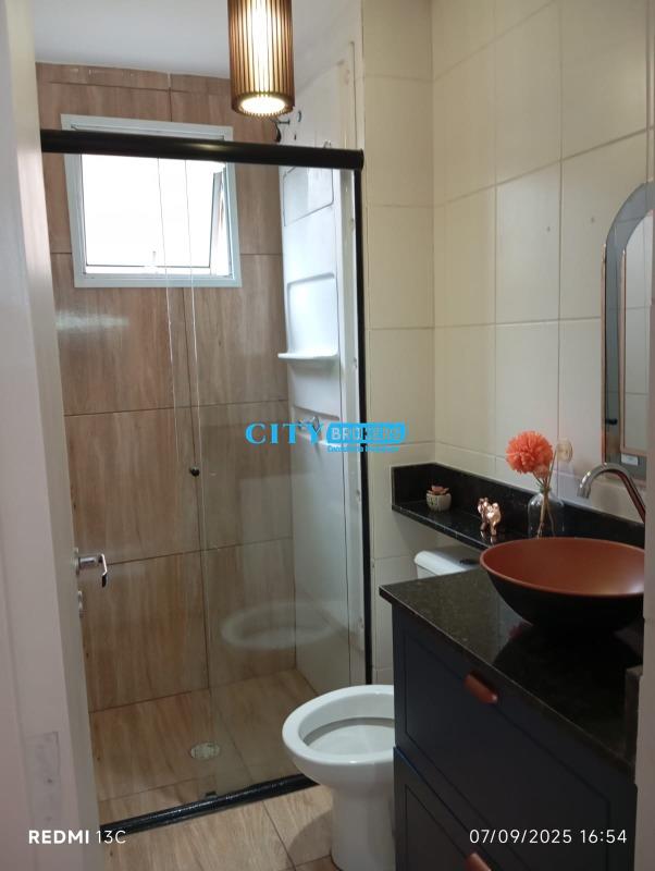 Apartamento à venda no bairro Jardim Guilhermino Guarulhos: 