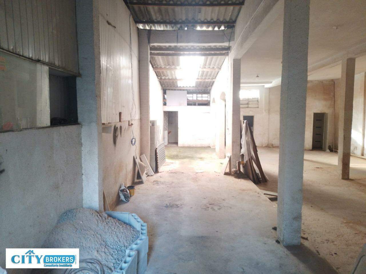 Depósito-Galpão, 700 m² - Foto 2