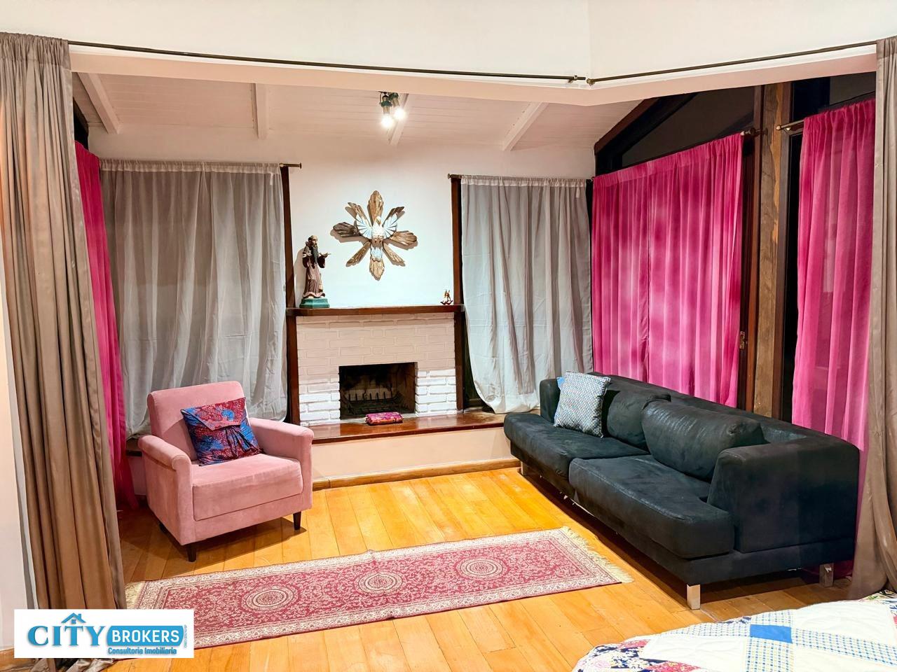 Casa em condomínio à venda no bairro Cambari Mairiporã: 