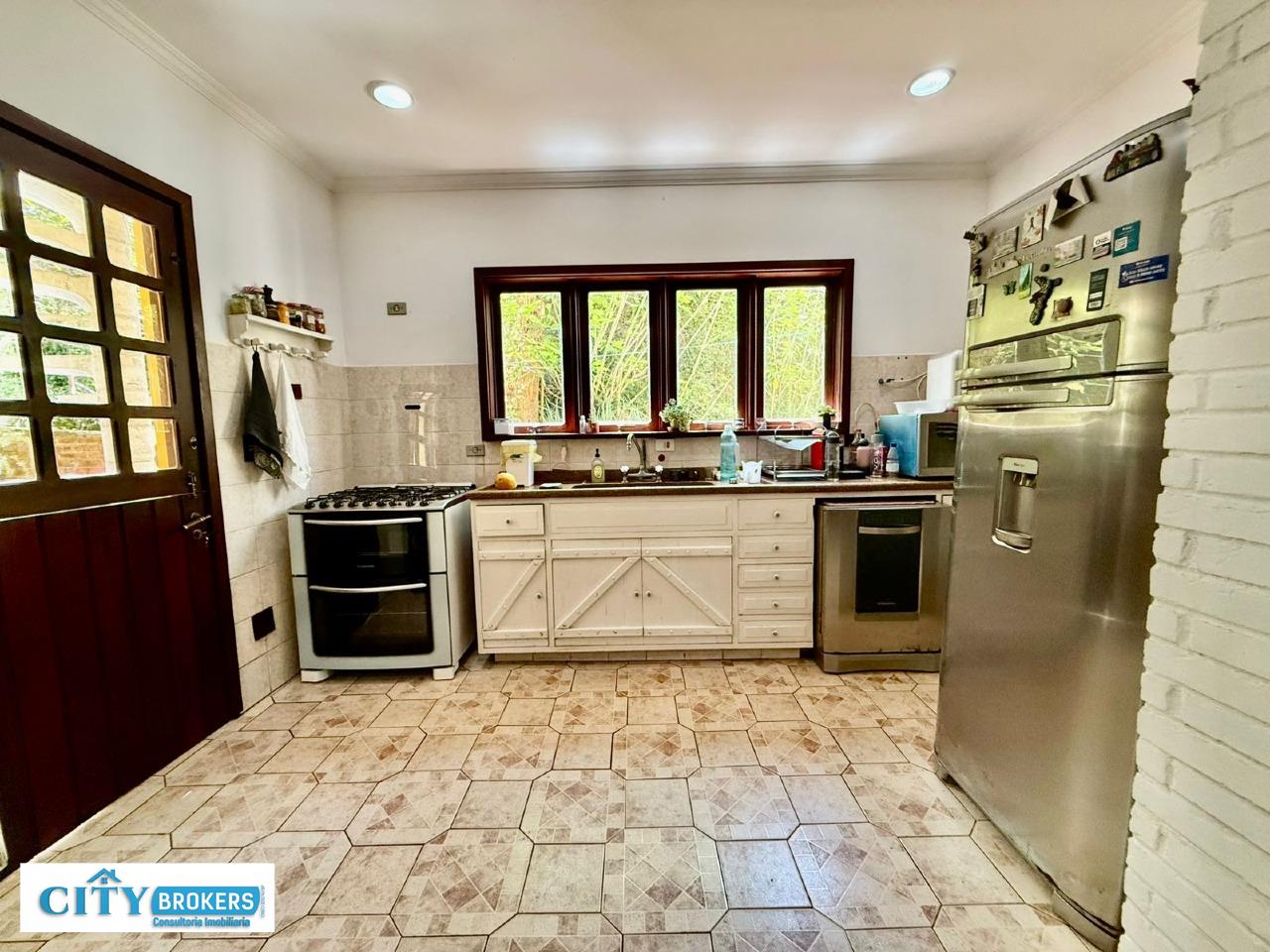 Casa em condomínio à venda no bairro Cambari Mairiporã: 