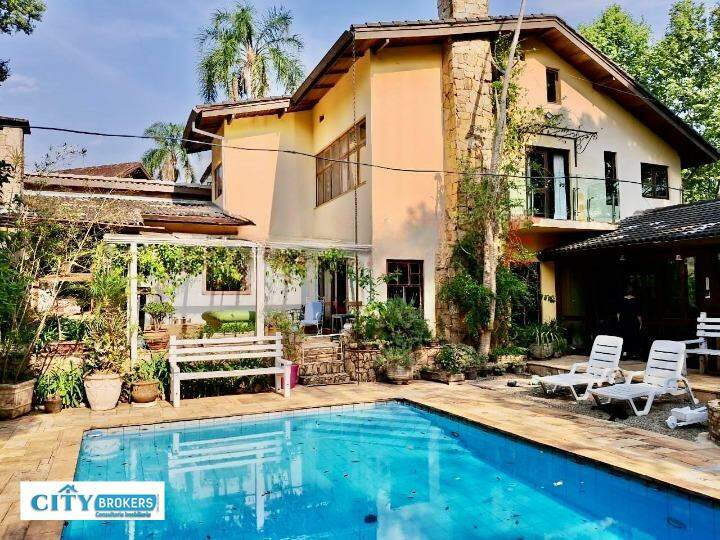 Casa em condomínio à venda no bairro Caraguatá Mairiporã: 