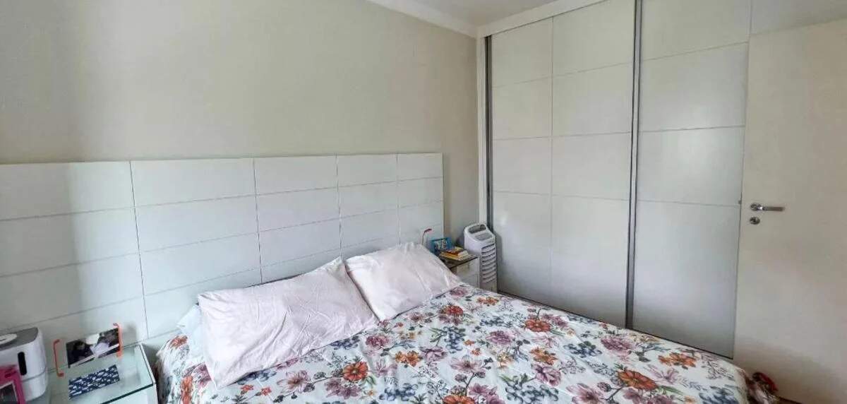 Apartamento à venda com 2 quartos, 62m² - Foto 13