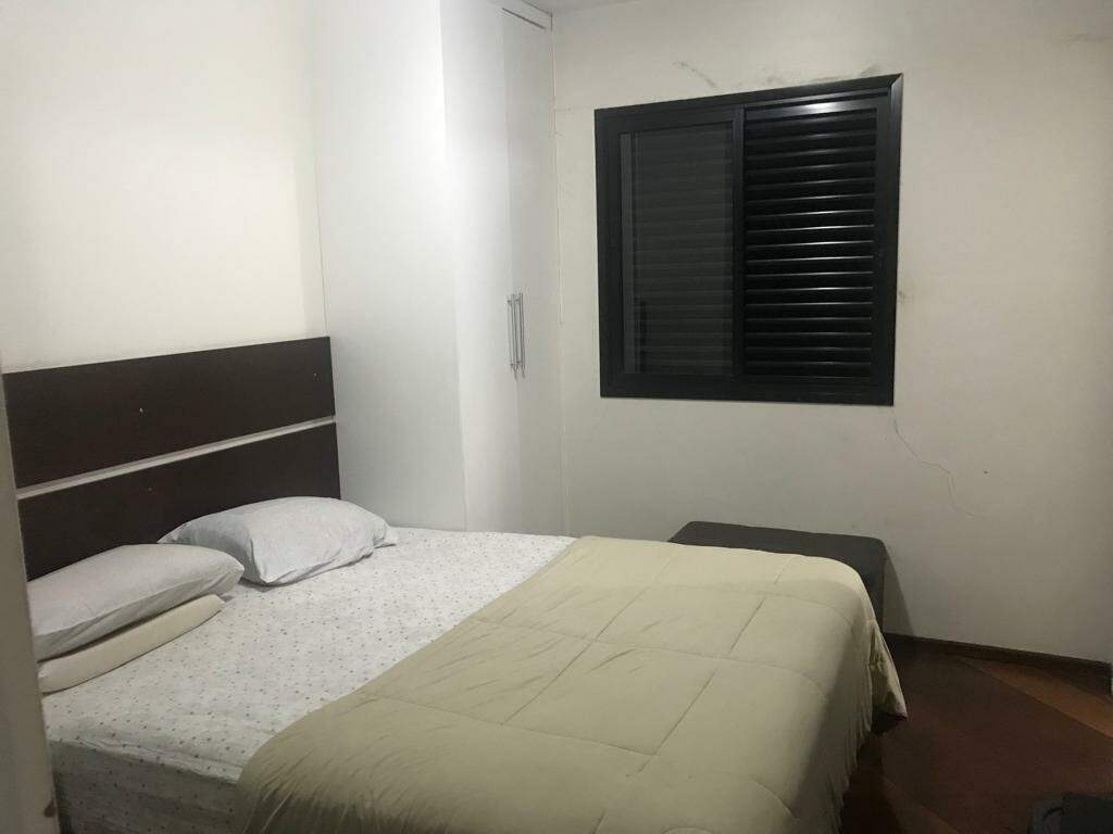 Apartamento à venda com 2 quartos, 67m² - Foto 11