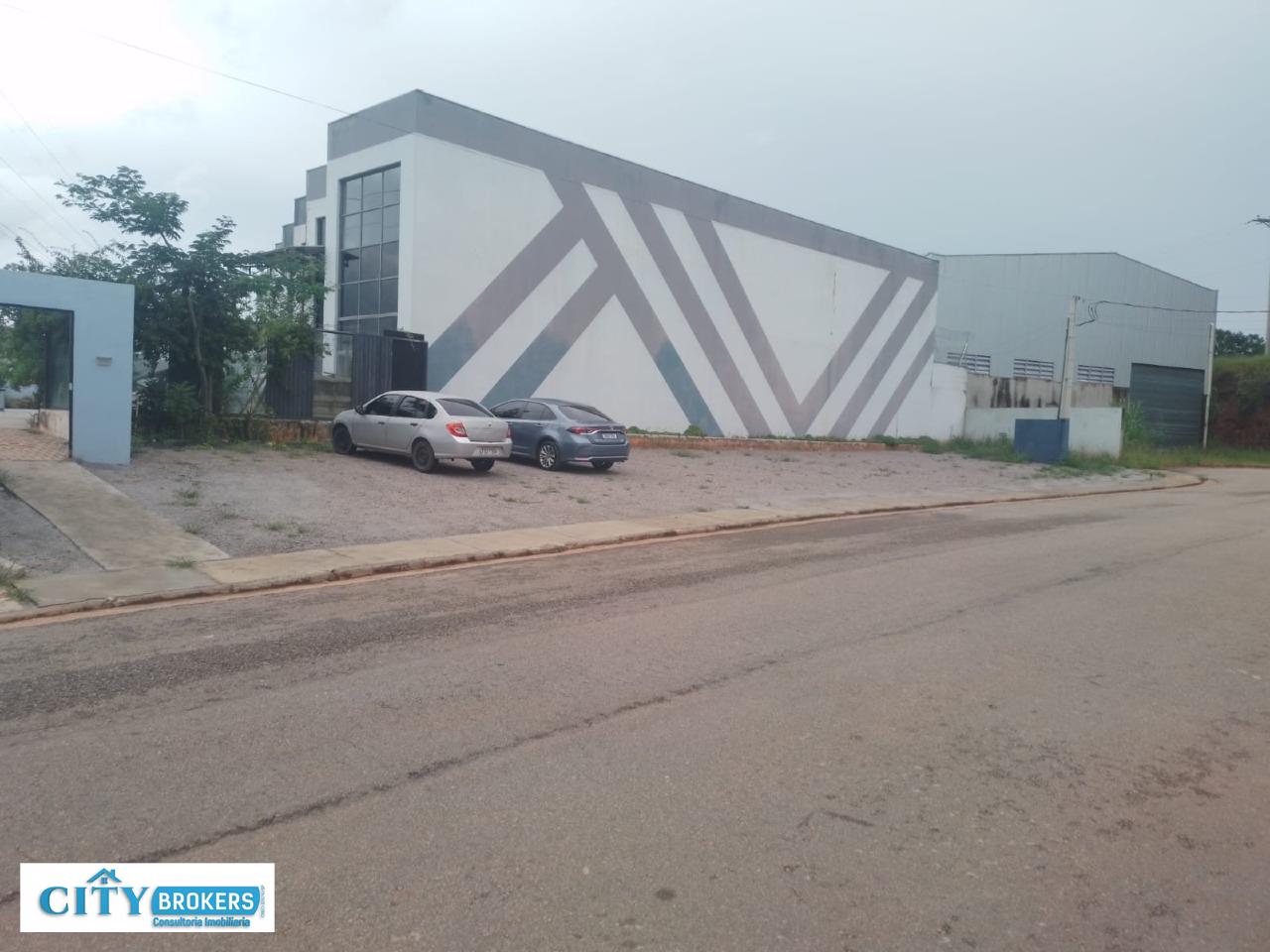 Galpão à venda no bairro Guaxinduva (Zona urbana) Bom Jesus dos Perdões: 