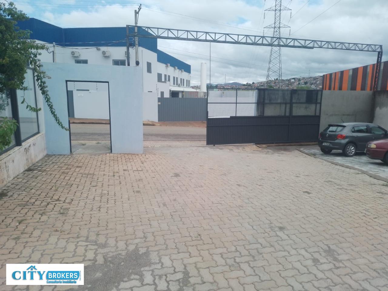 Galpão à venda no bairro Guaxinduva (Zona urbana) Bom Jesus dos Perdões: 