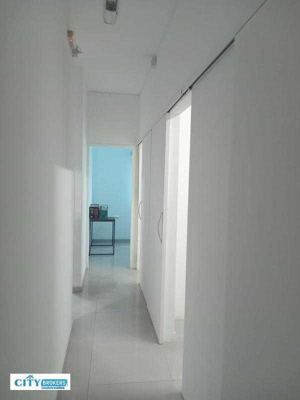 Sala de a para aluguel 3.300,00 no bairro Vila Carrão São Paulo: 