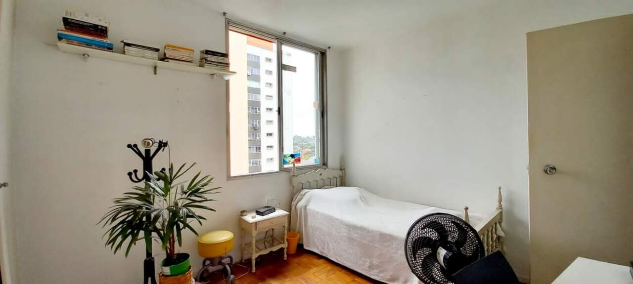 Apartamento à venda com 3 quartos, 128m² - Foto 13