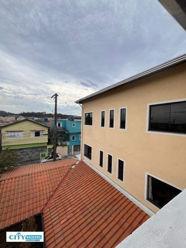 Sobrado de 3 quartos a para aluguel 4.500,00 no bairro Jardim Nova Taboão Guarulhos: 